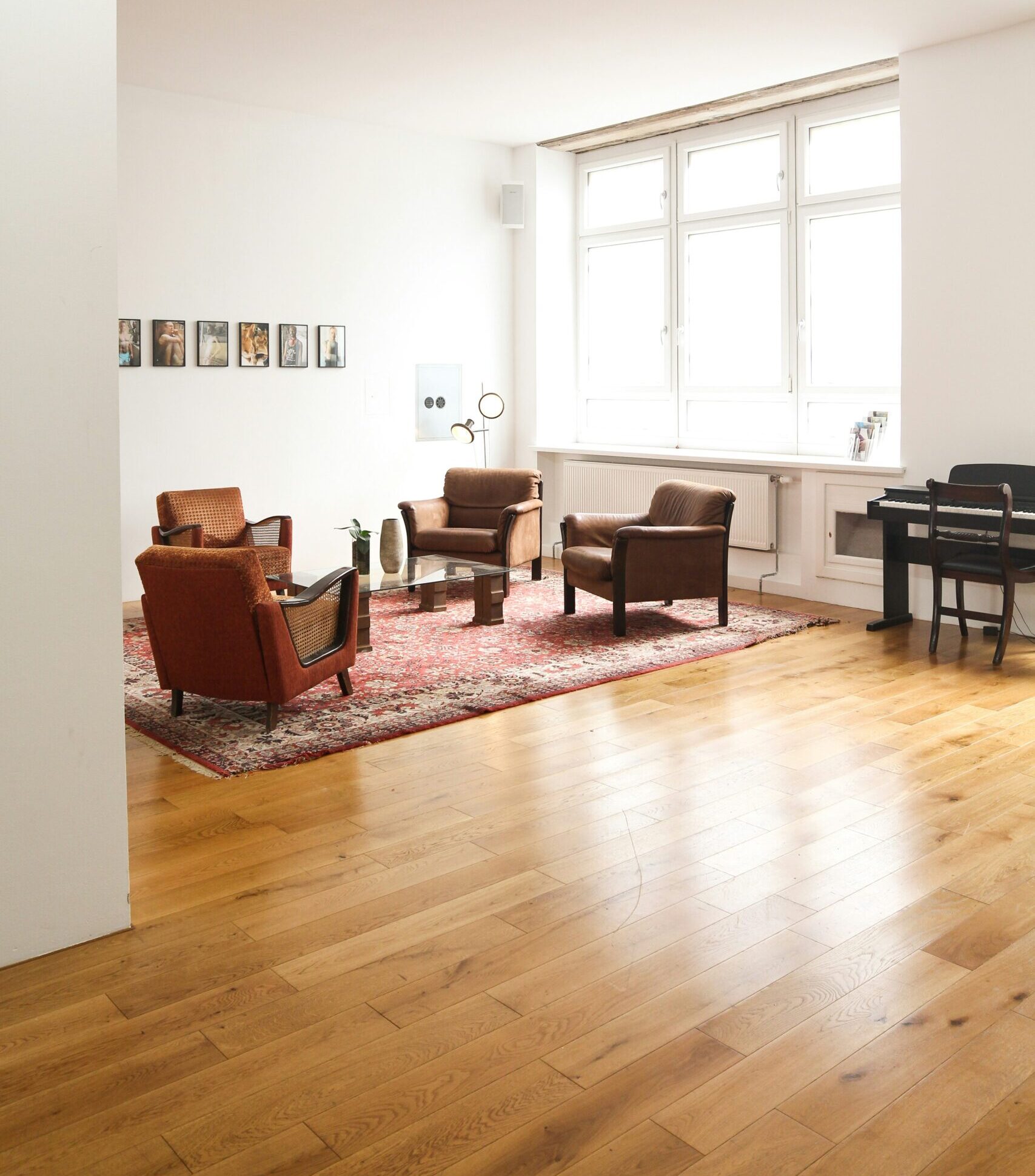 julia-kffkjgreORE-unsplash